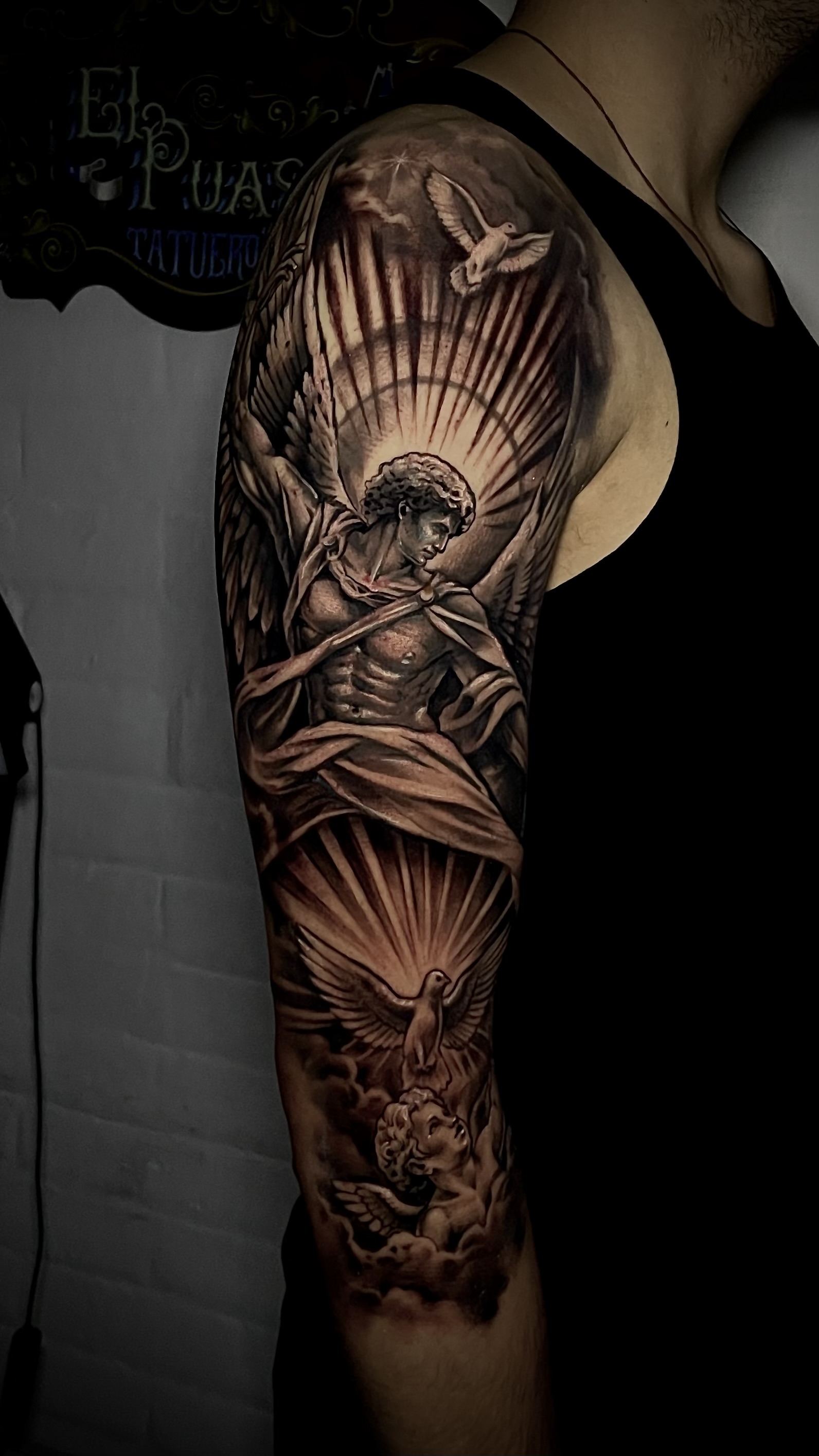 Arcángel y querubín, estilo realismo, por Brian