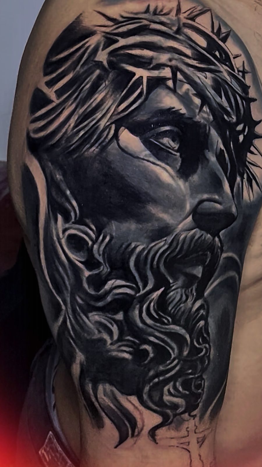 Cristo con corona de espinas, estilo realismo, por Brian